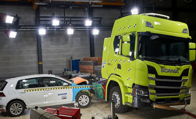 Crash test ηλεκτρικού Scania