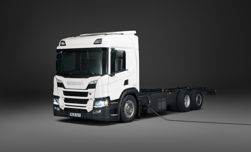Ηλεκτρική αυτονομία 60 χλμ. για το υβριδικό Scania.
