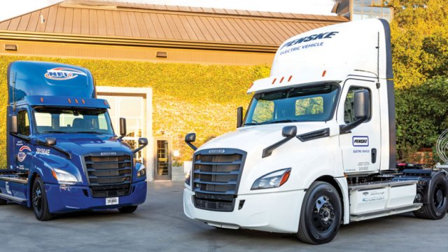 «Οργώνουν» τις ΗΠΑ τα ηλεκτρικά Freightliner