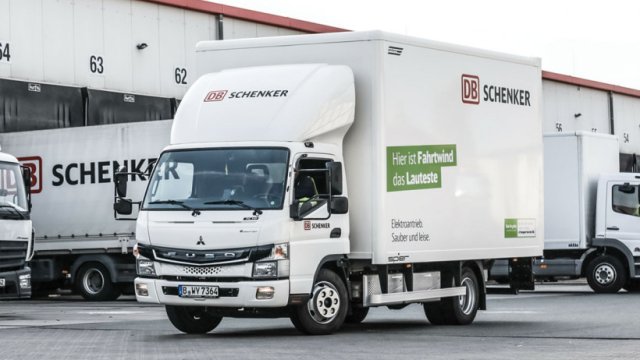 Ηλεκτρικά FUSO eCanter στην DB Schenker