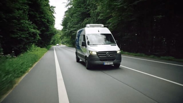 Ηλεκτρικό eSprinter Pharma για διανομές φαρμάκων